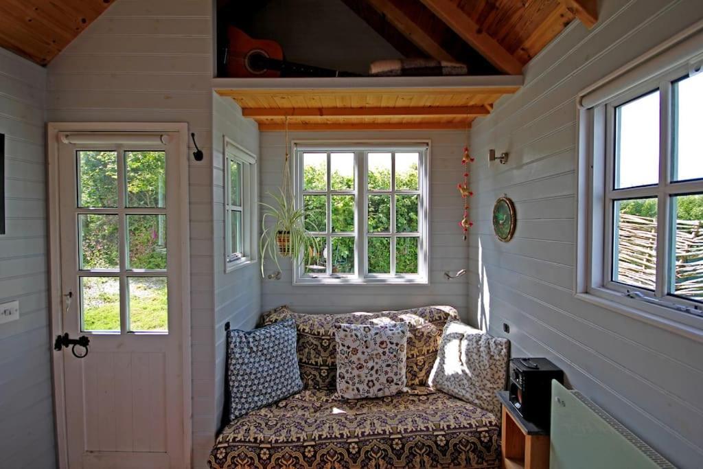 Вилла Tiny House On Isolated Farm By The Cornish Coast Буде Экстерьер фото